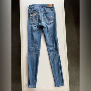 AEO Distressed Super Stretch Jeggings